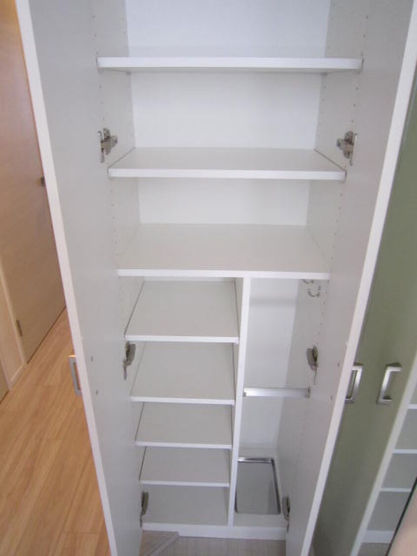 靴箱 ｱｰﾊﾞﾈｯｸｽ清澄白河Ⅱ(EAST棟)