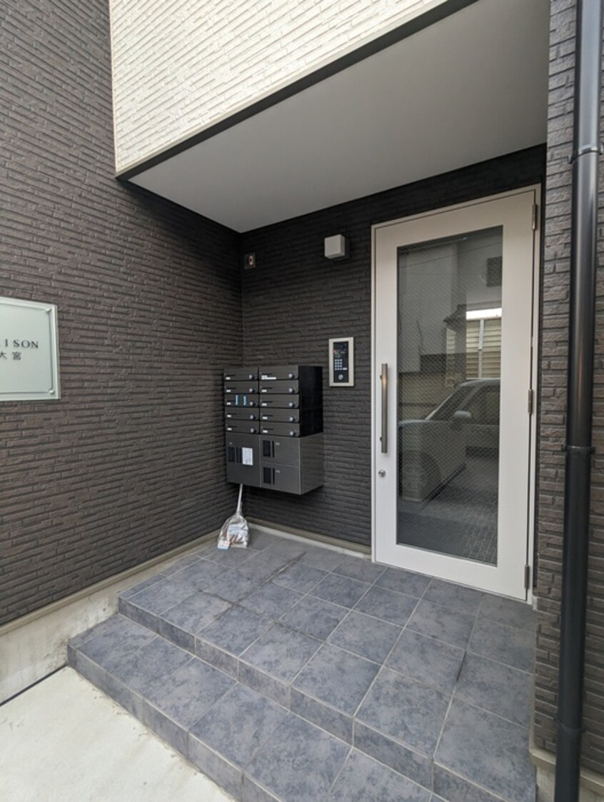エントランス部分 ジーメゾン西大宮