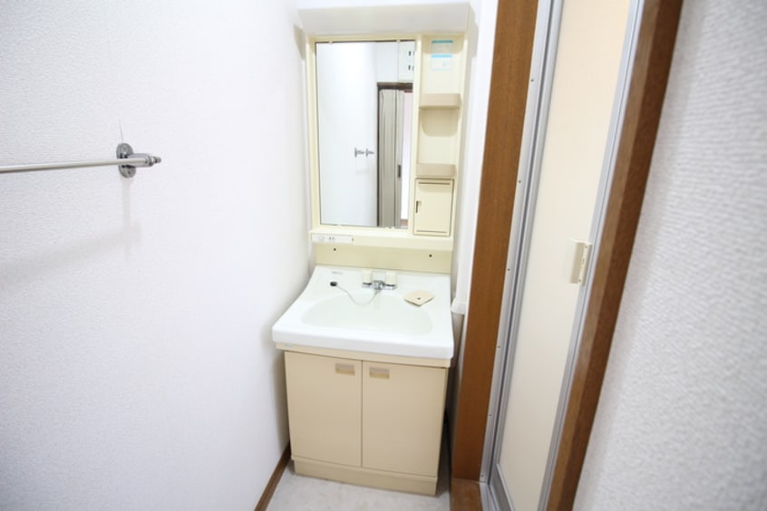 洗面 エステ－トハネダ