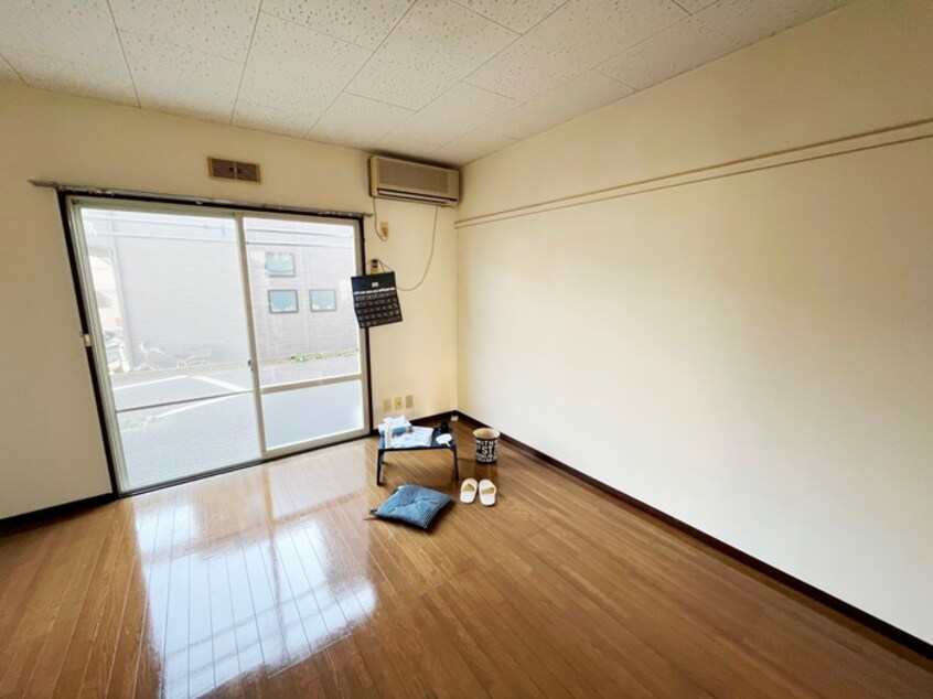 居室 パ－ルシャト－