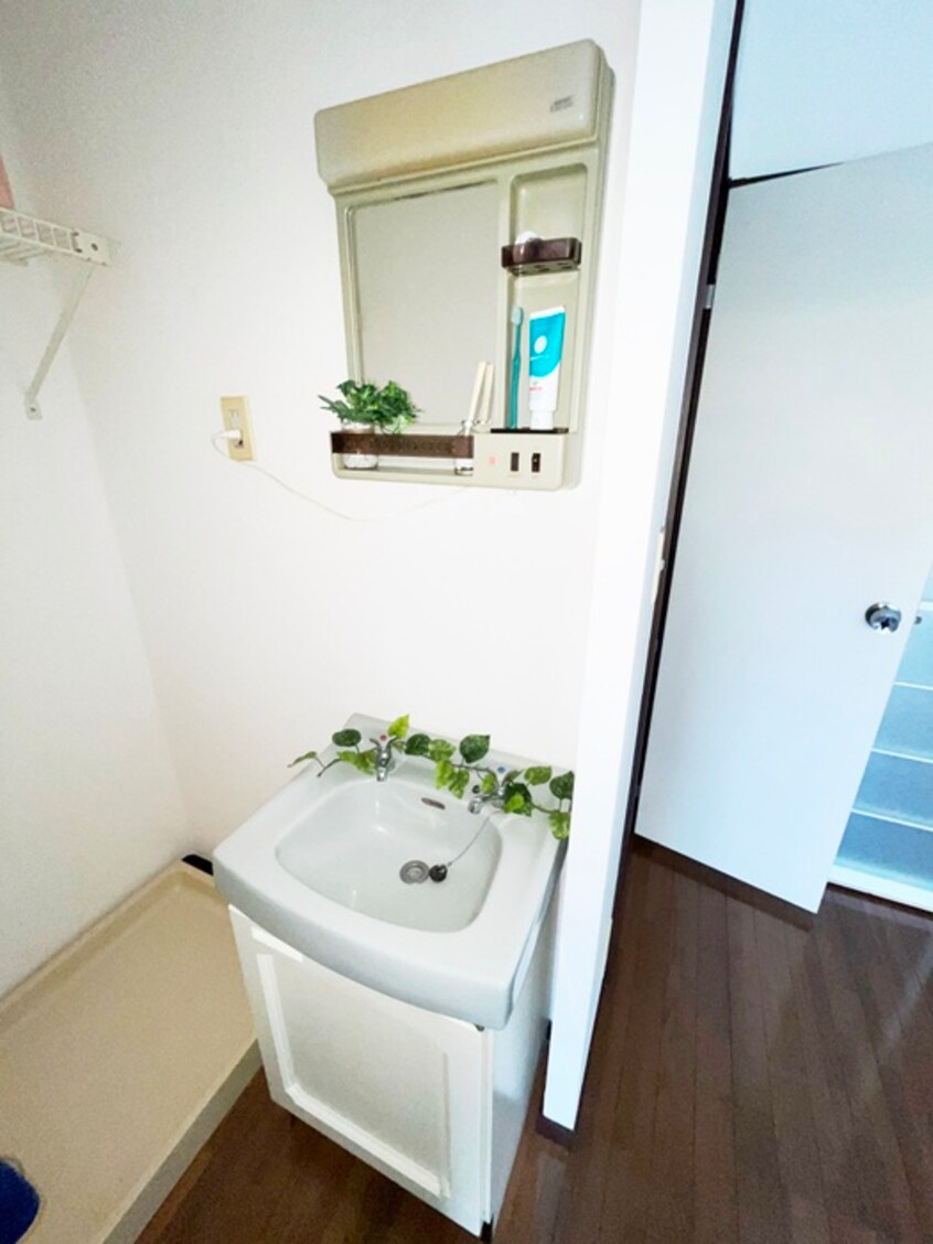 洗面 パ－ルシャト－