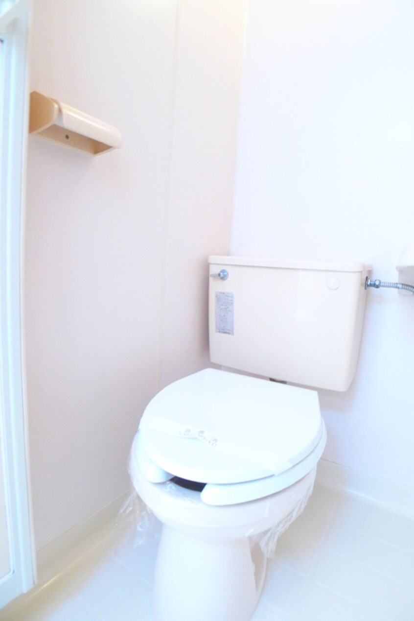 トイレ メゾンド・貝塚