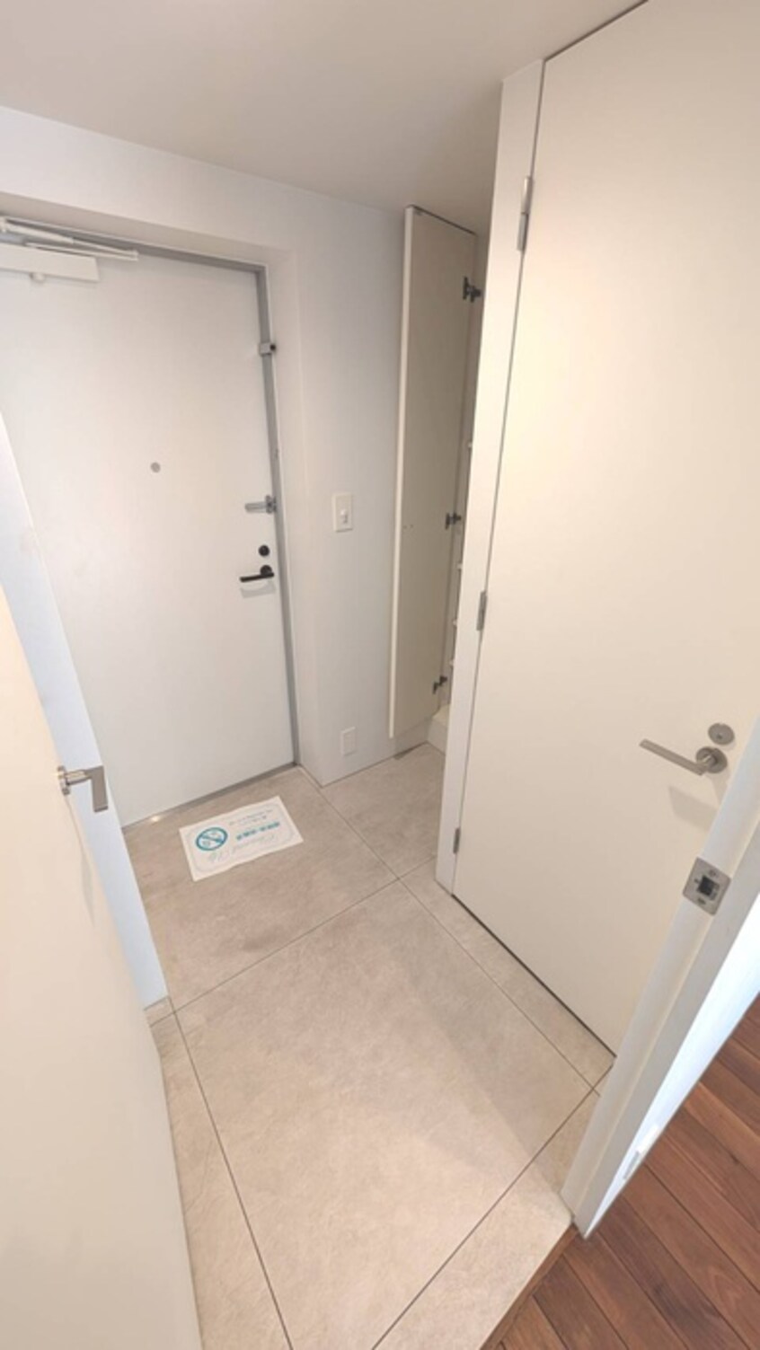 玄関 LEGALAND高円寺