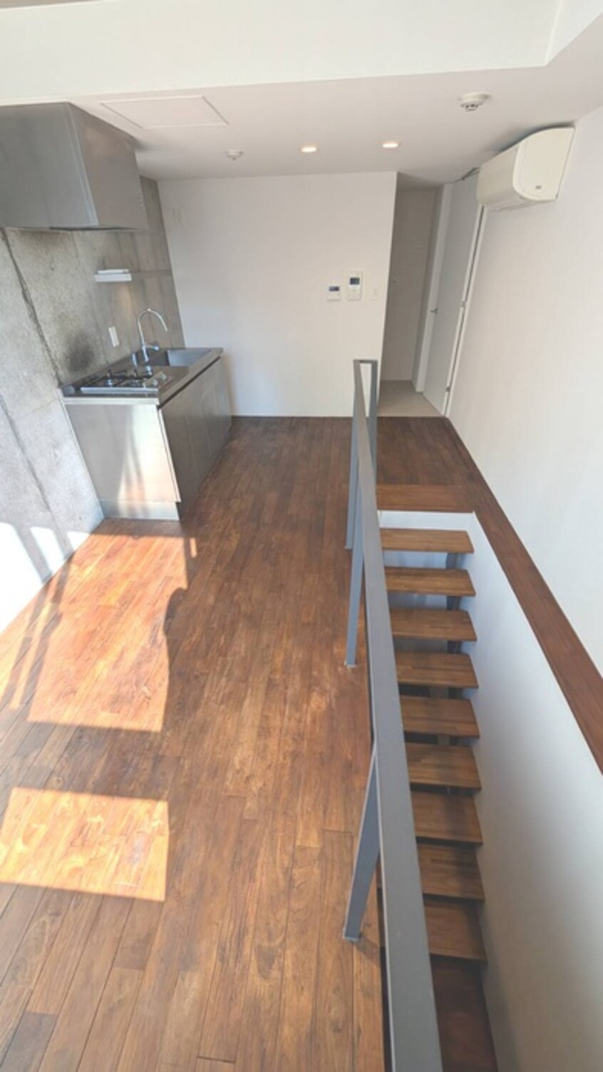 居室 LEGALAND高円寺