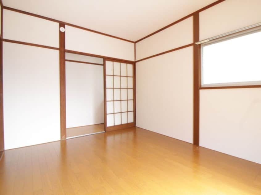 居室 たま江荘