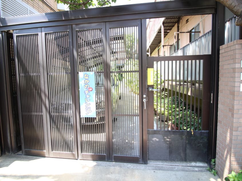 エントランス部分 たま江荘