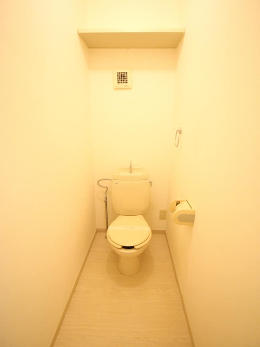 トイレ ア・ネスタＢ棟