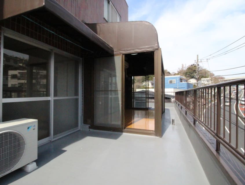 ベランダ・バルコニー コ－ポラス永田