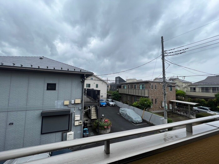 室内からの展望 フルール久我山