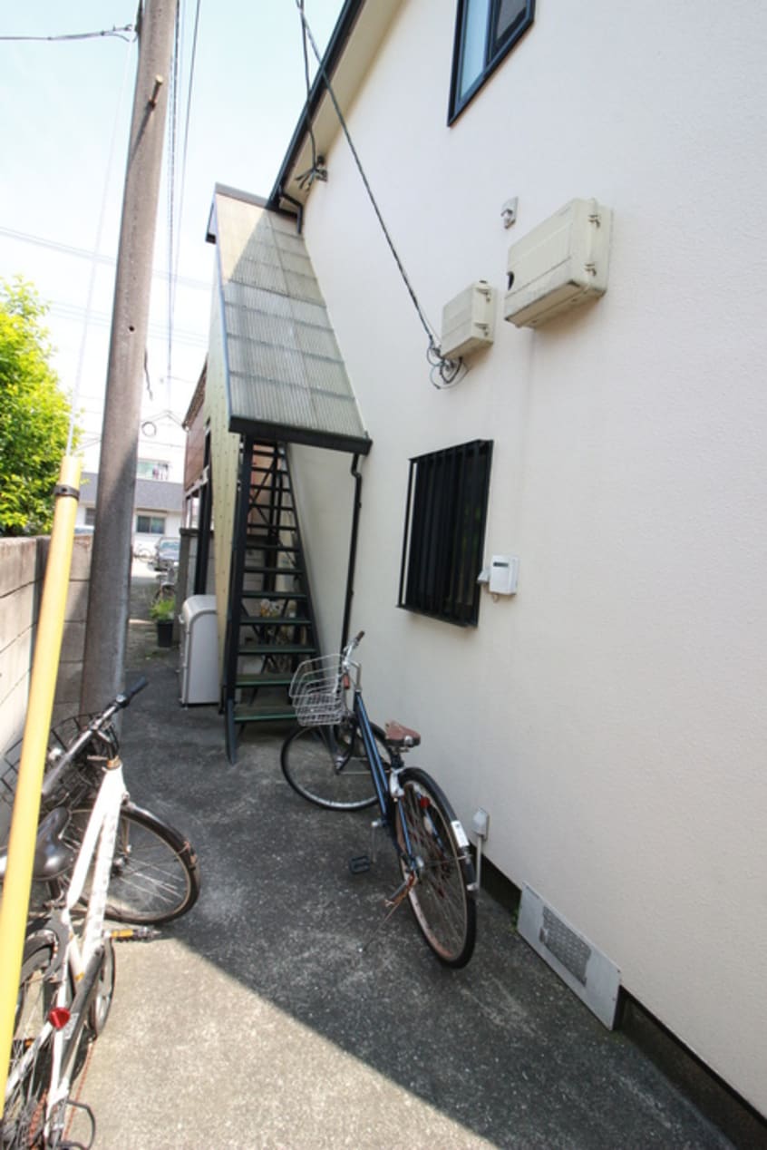 エントランス部分 Ａ　ＦＬＡＴ