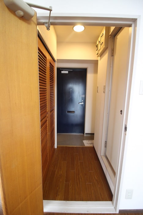 玄関 ナルセガオカマンション