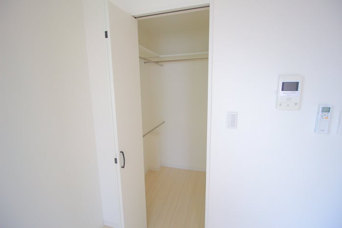 収納 ロシェ　ノワール