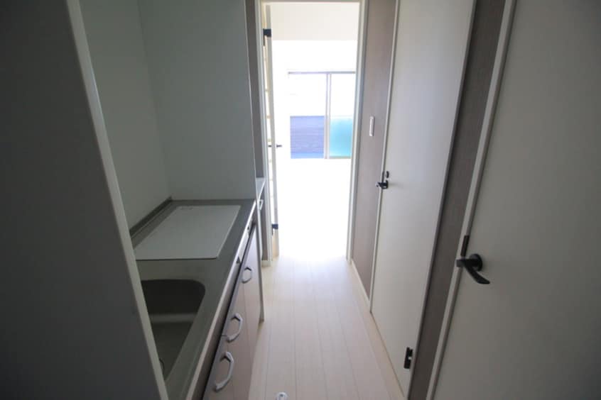 廊下 ロシェ　ノワール