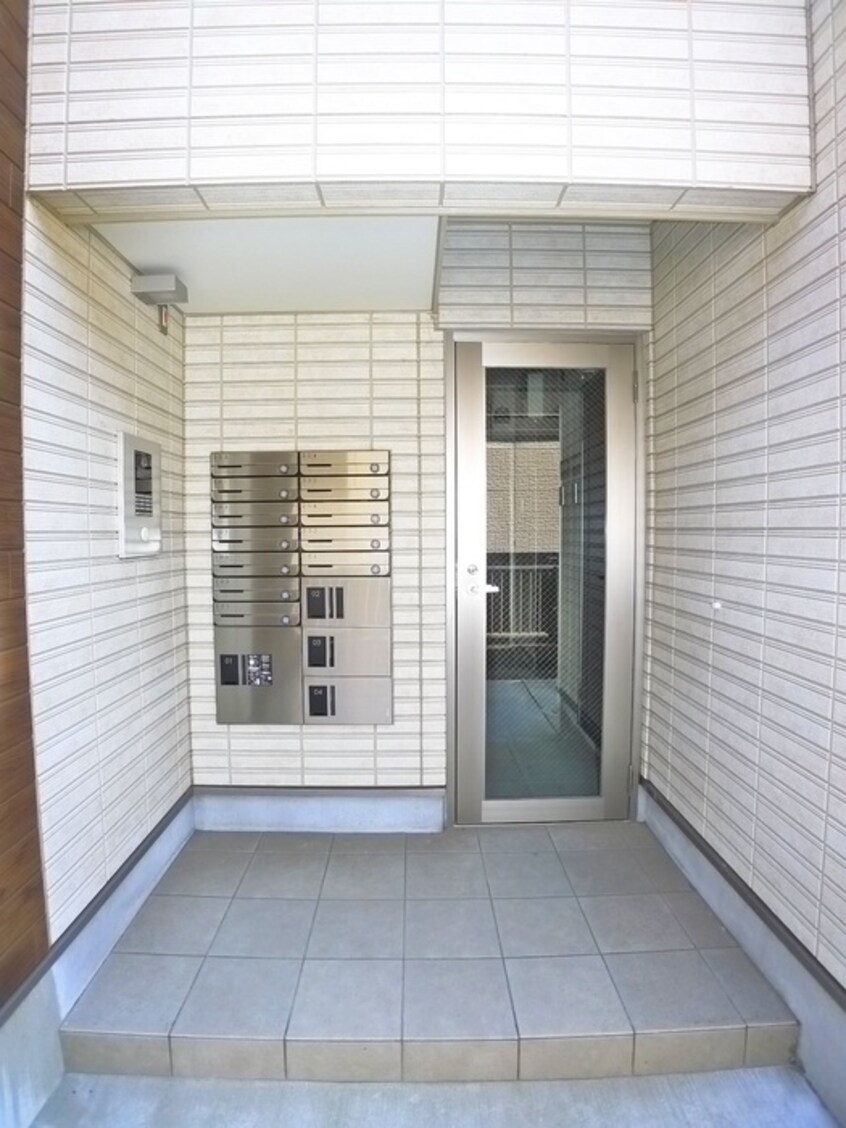 エントランス部分 グランディール