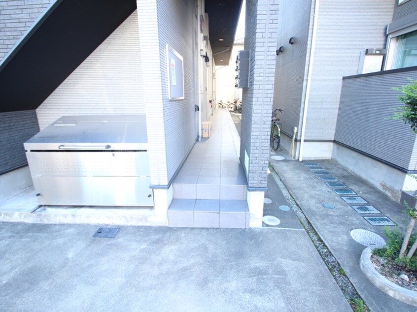 エントランス部分 RESIDENCE ODASAGA