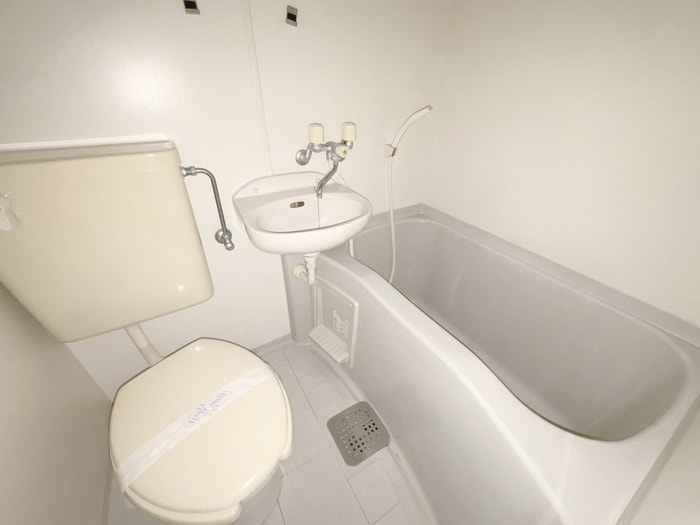 バス／シャワールーム等 フラワ－コ－ポ２