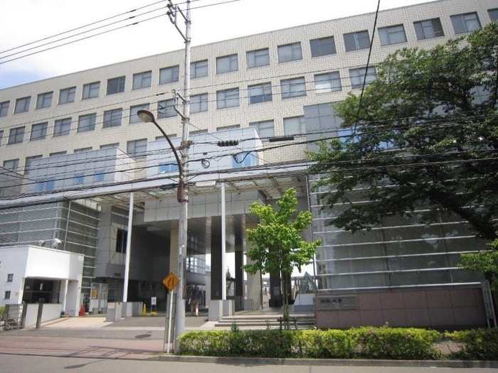 法政大学 小金井キャンパス(大学/短大/専門学校)まで466m フラワ－コ－ポ２