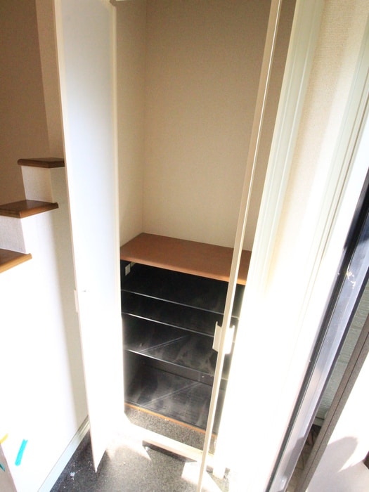 靴箱 メゾンコリ－ヌ