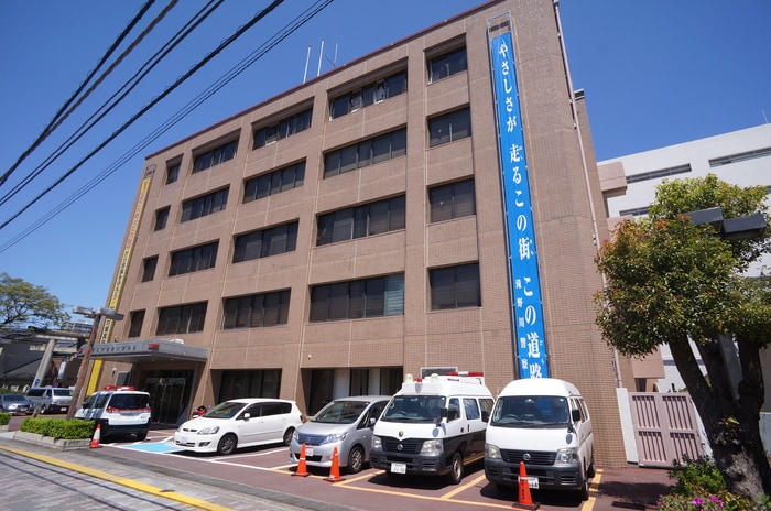 滝野川警察署(警察署/交番)まで680m ヒルズ飛鳥山