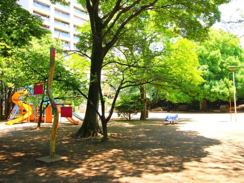 西の原中央公園(公園)まで710m エスポワールメゾン