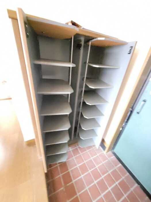 靴箱 ハイツアネシスⅡ