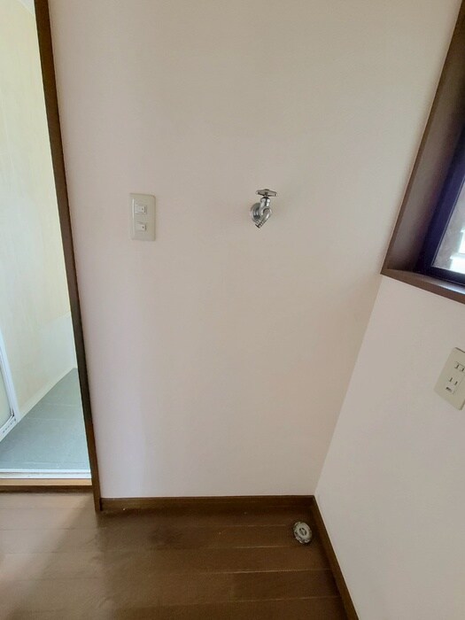 洗濯機置場 ハイツアネシスⅡ