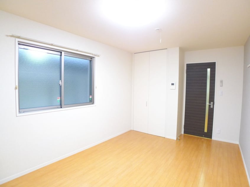 居室 Lion de ecru(ﾘｵﾝﾄﾞｴｸﾘﾕ)