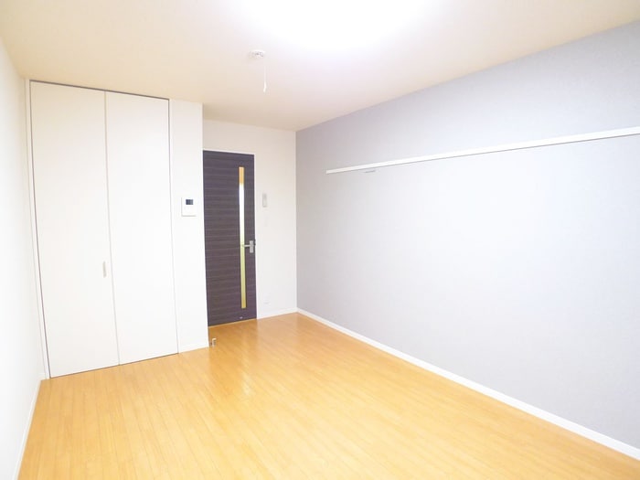 居室 Lion de ecru(ﾘｵﾝﾄﾞｴｸﾘﾕ)