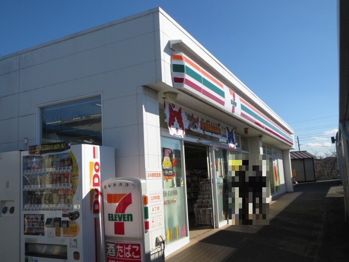 セブンイレブンけいきゅうST三崎口店(コンビニ)まで867m 小松ハイムＢ棟