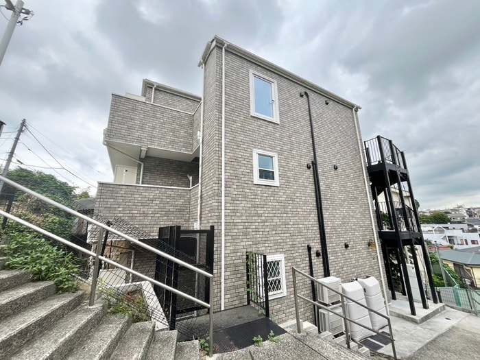 外観写真 アズ－ル京急生麦