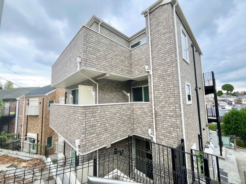 外観写真 アズ－ル京急生麦