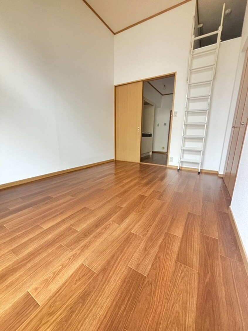 居室 ファミ－ユ清和