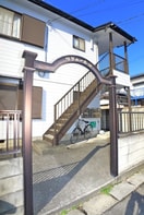 エントランス部分 リフュ－ジオ鬼高