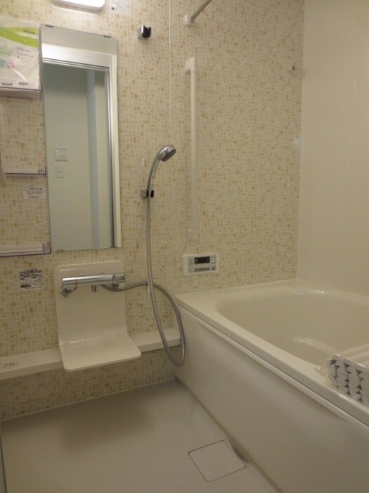 バス／シャワールーム等 ブリヤン　シュクセ