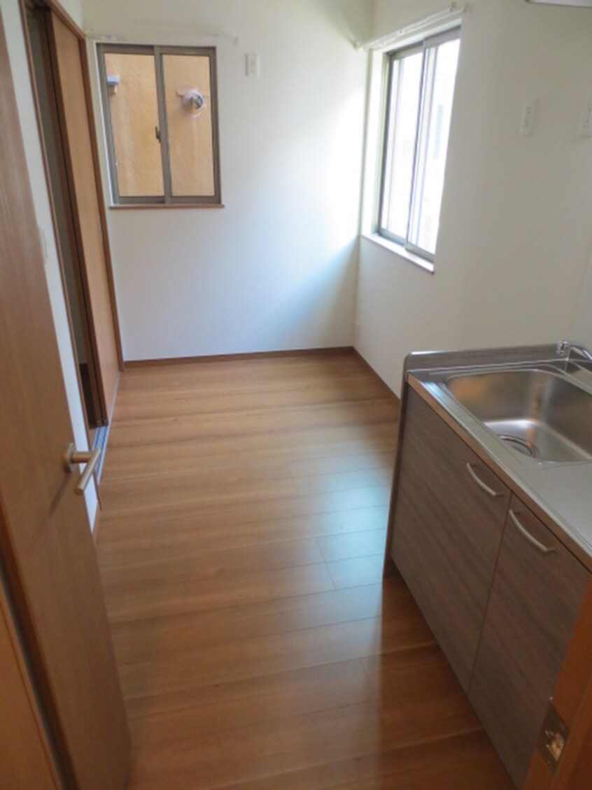 内観写真 ブリヤン　シュクセ