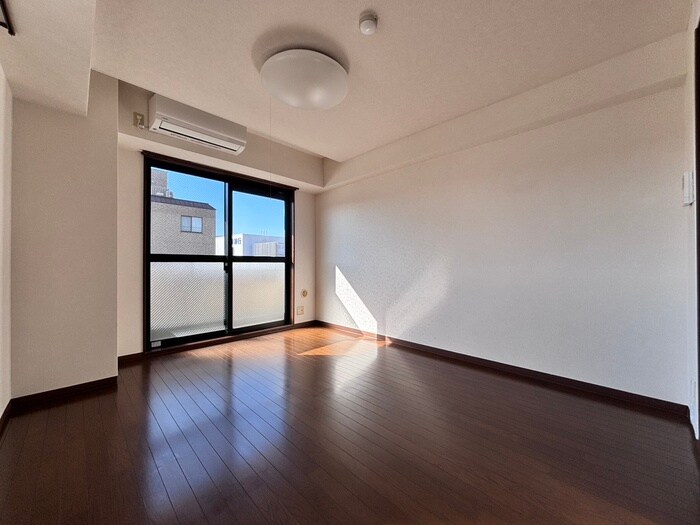 居室 カナスカイビル