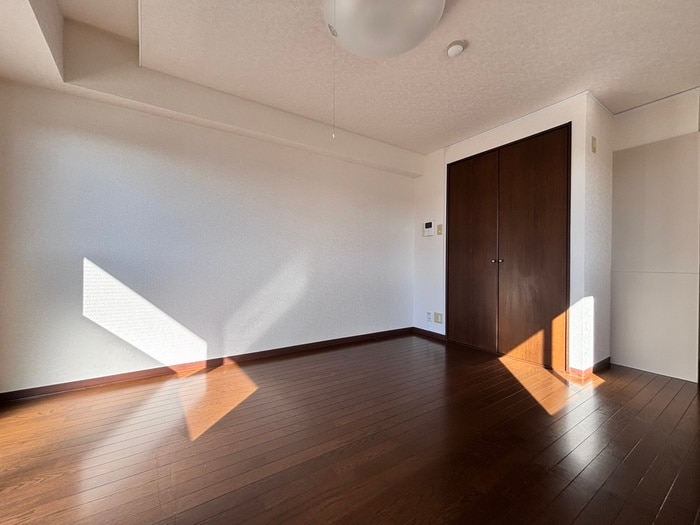 居室 カナスカイビル