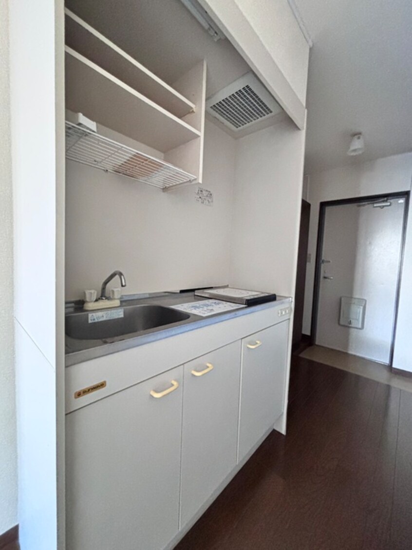 キッチン カナスカイビル