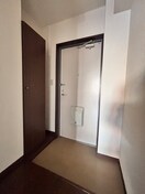 玄関 カナスカイビル