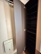 靴箱 カナスカイビル