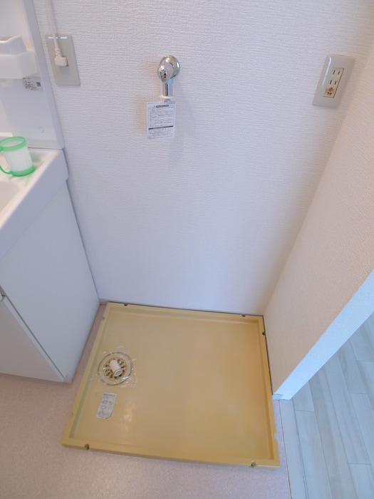 洗濯機置場 グレイス稲毛