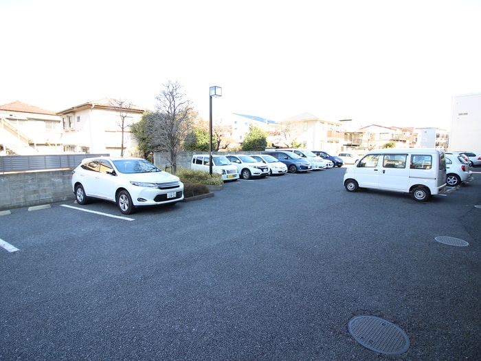 駐車場 ﾌﾛ-ﾗ浦和