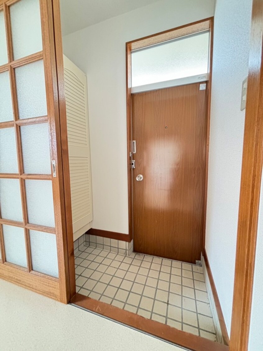 玄関 フラット谷戸Ａ