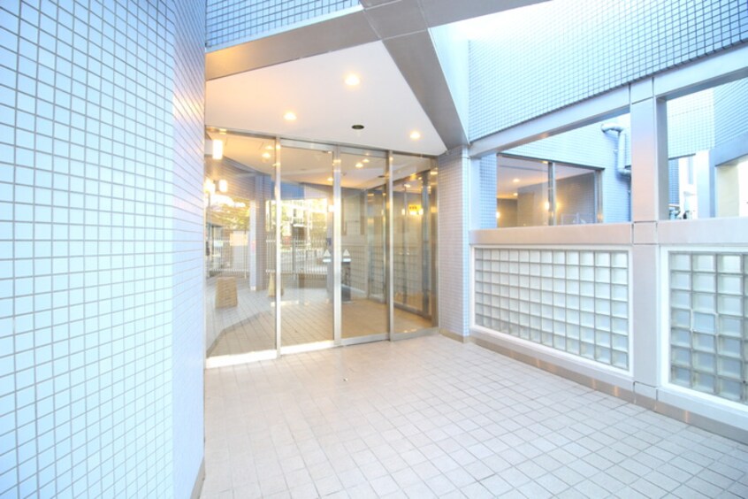 エントランス部分 ハラスパジオ方南町
