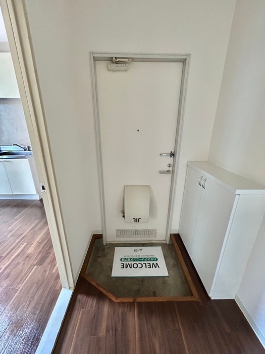 玄関 本町ハイムＢ棟