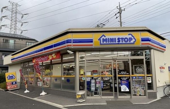 ミニストップ 江戸川南小岩6丁目店(コンビニ)まで464m ハイツ・ヴィラＮｏ．４