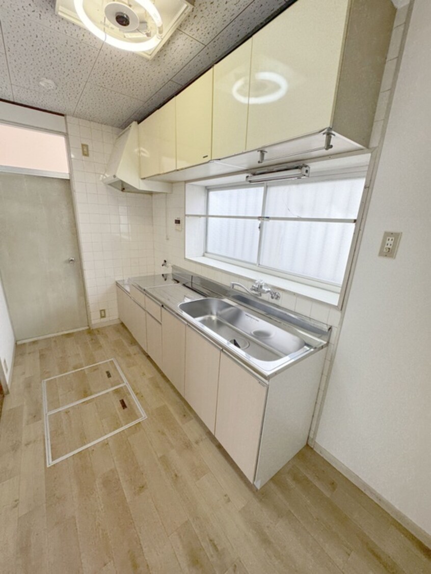キッチン 三郷市新和戸建て