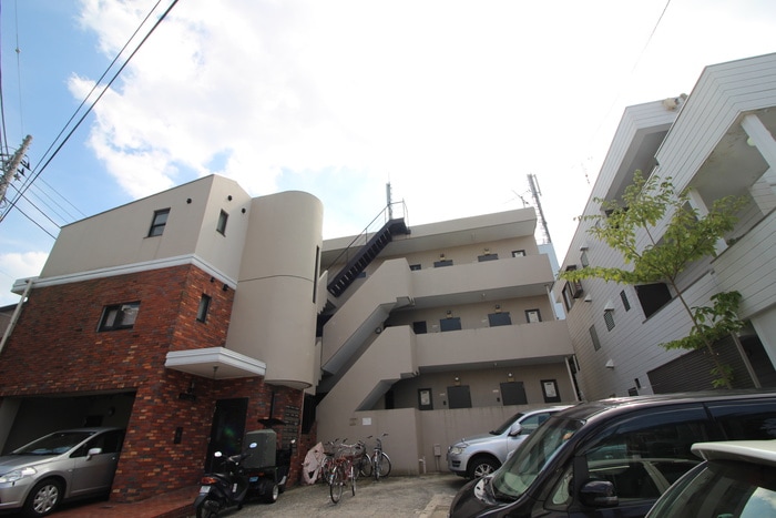 外観写真 ポイントリューズ