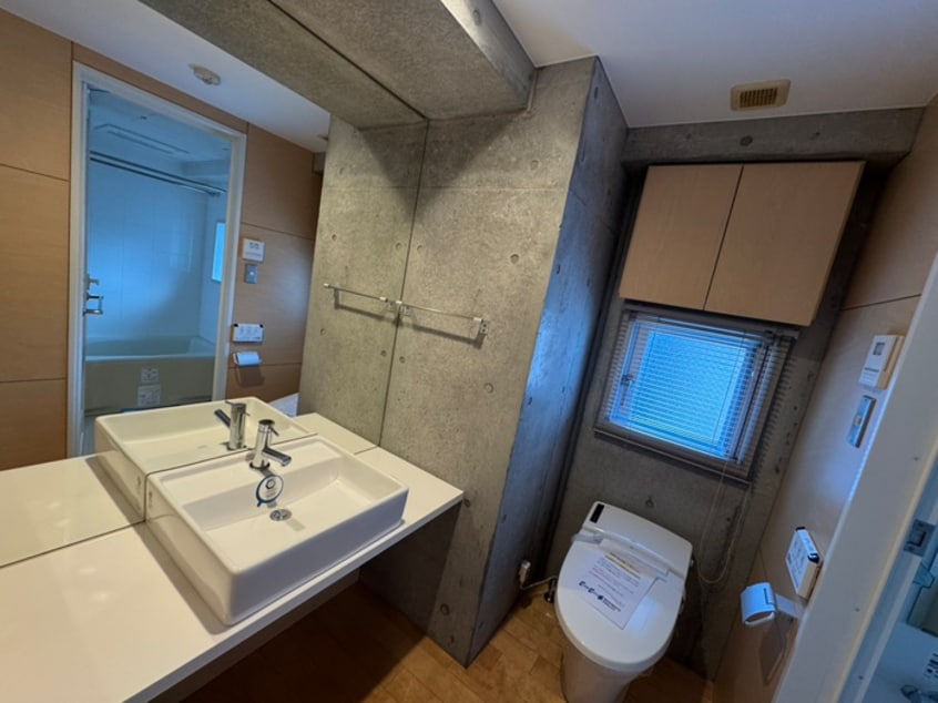 トイレ カスタリア八丁堀