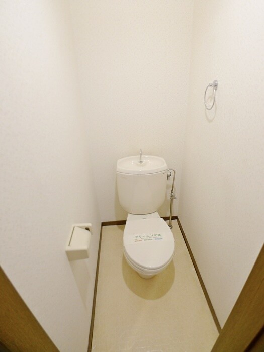 トイレ メゾン小野